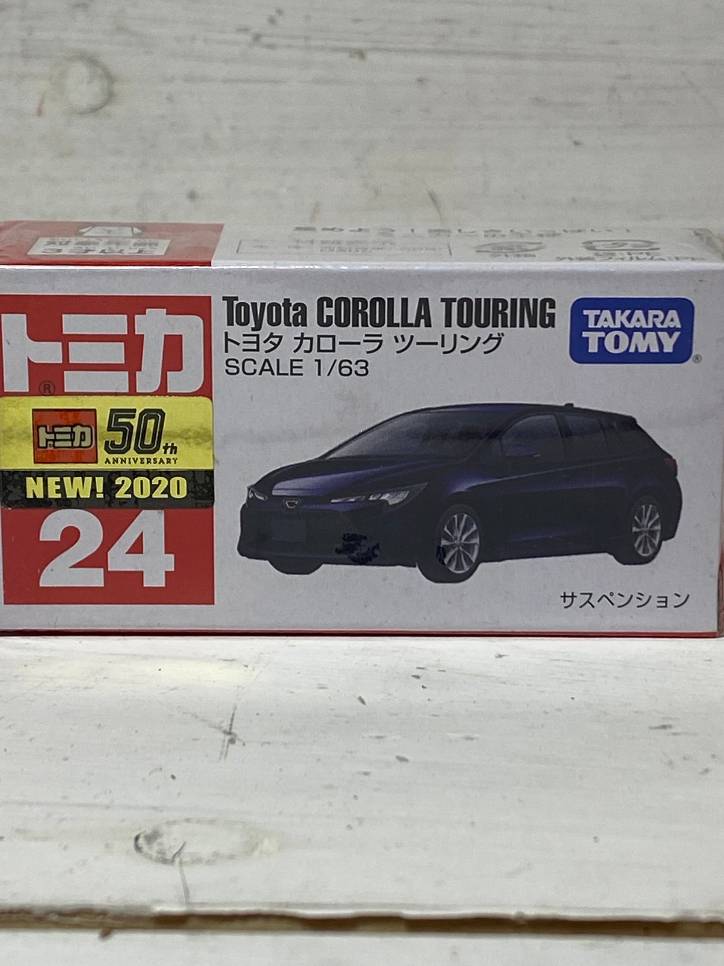 Tomica 24 Toyota Corolla Touring