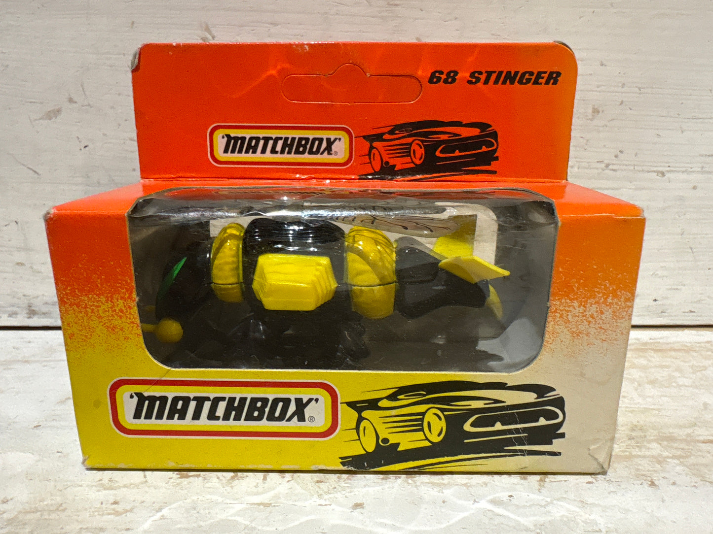 Matchbox - Stinger - Black & Yellow