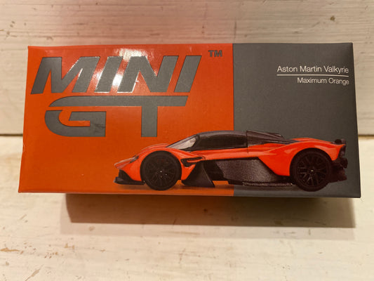 Mini GT - Aston Martin Valkyrie - Maximum Orange