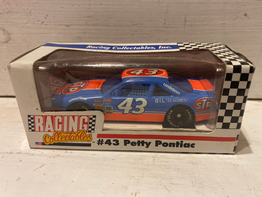 Revell Racing Collectables - #43 Petty Pontiac