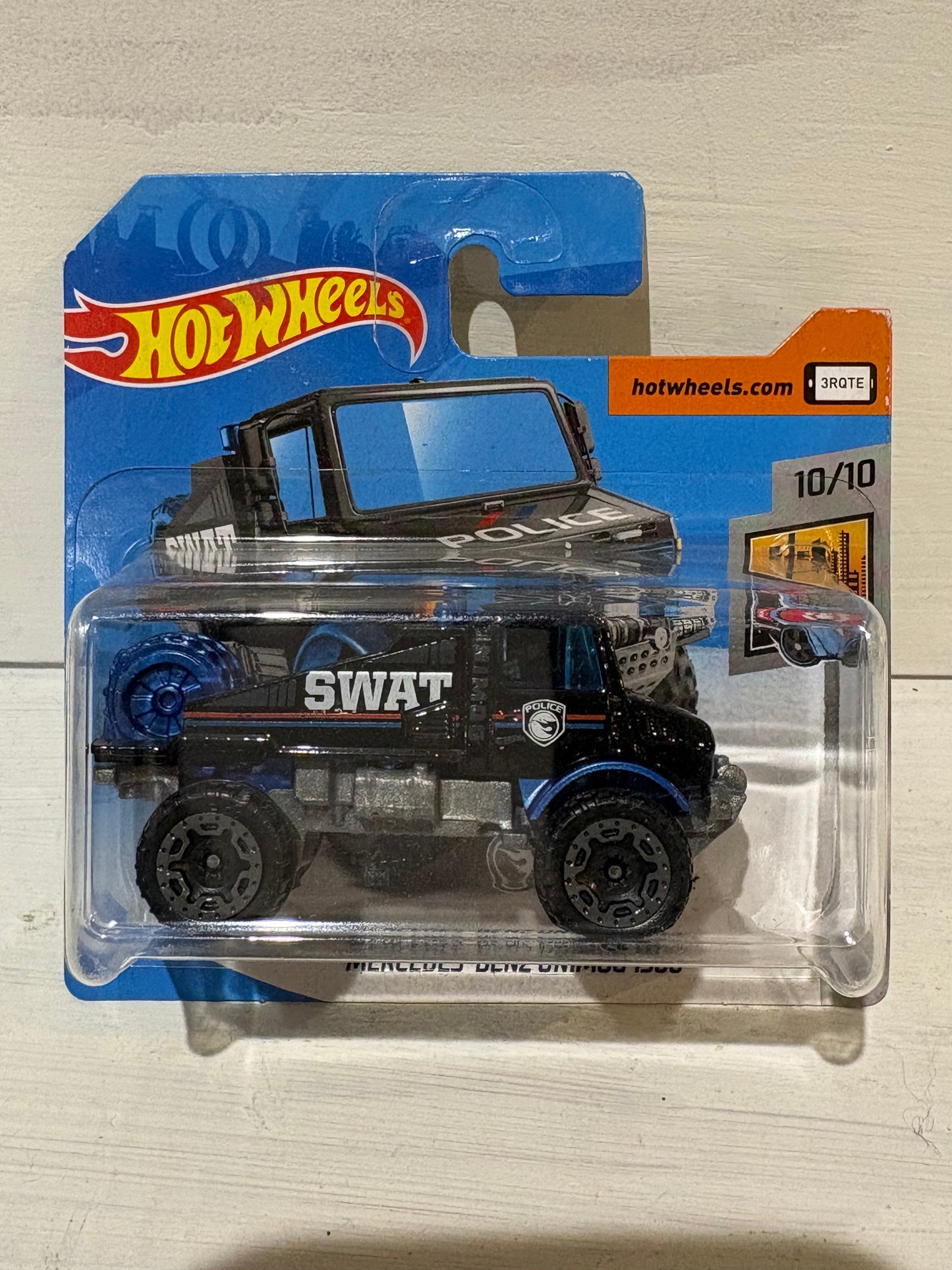 Hot Wheels - Mercedes Benz Unimog 1300 - HW Metro - Black SWAT