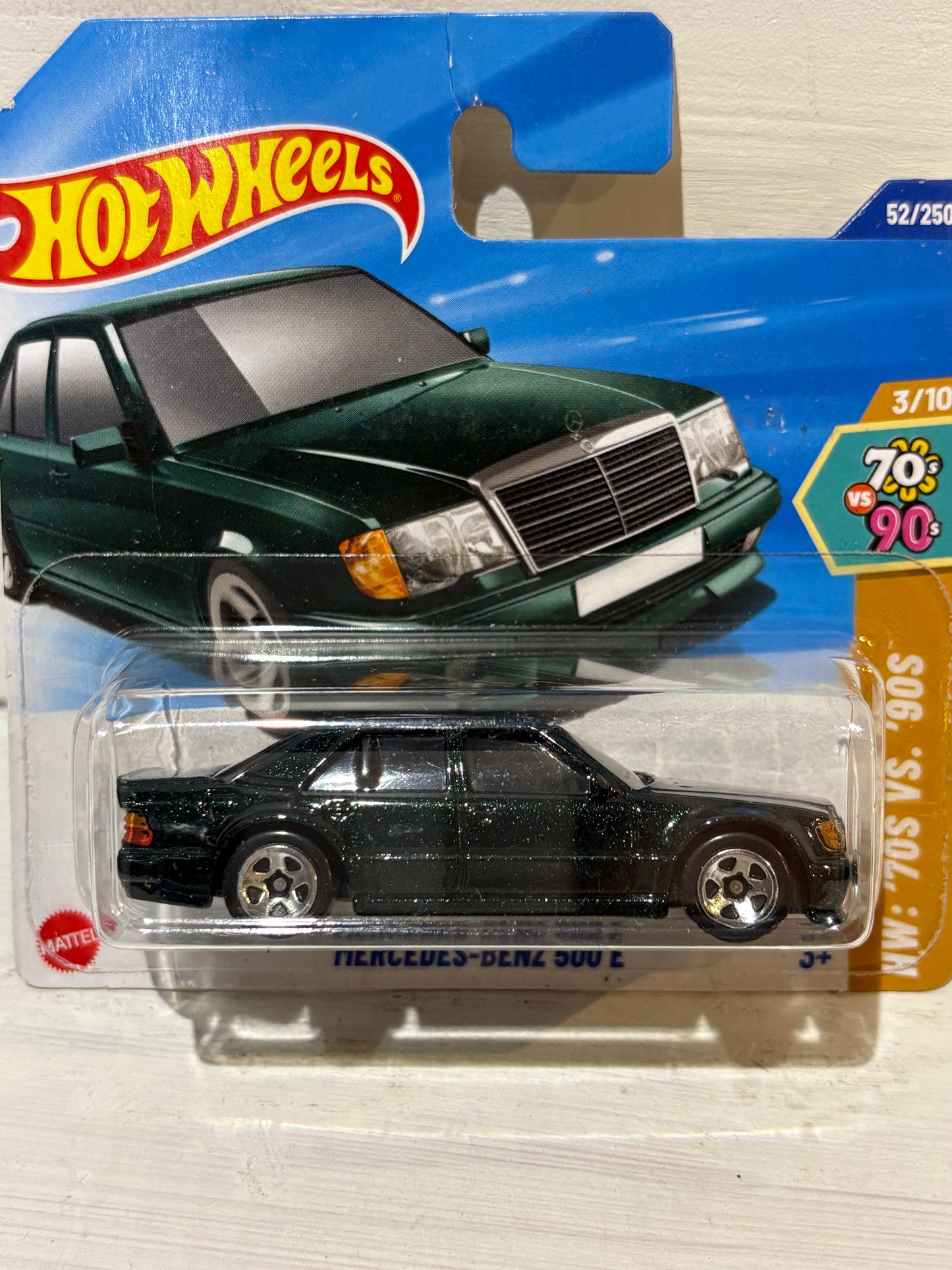 Hot Wheels - Mercedes Benz 500E - HW: 70s Vs 90s - Green Flake