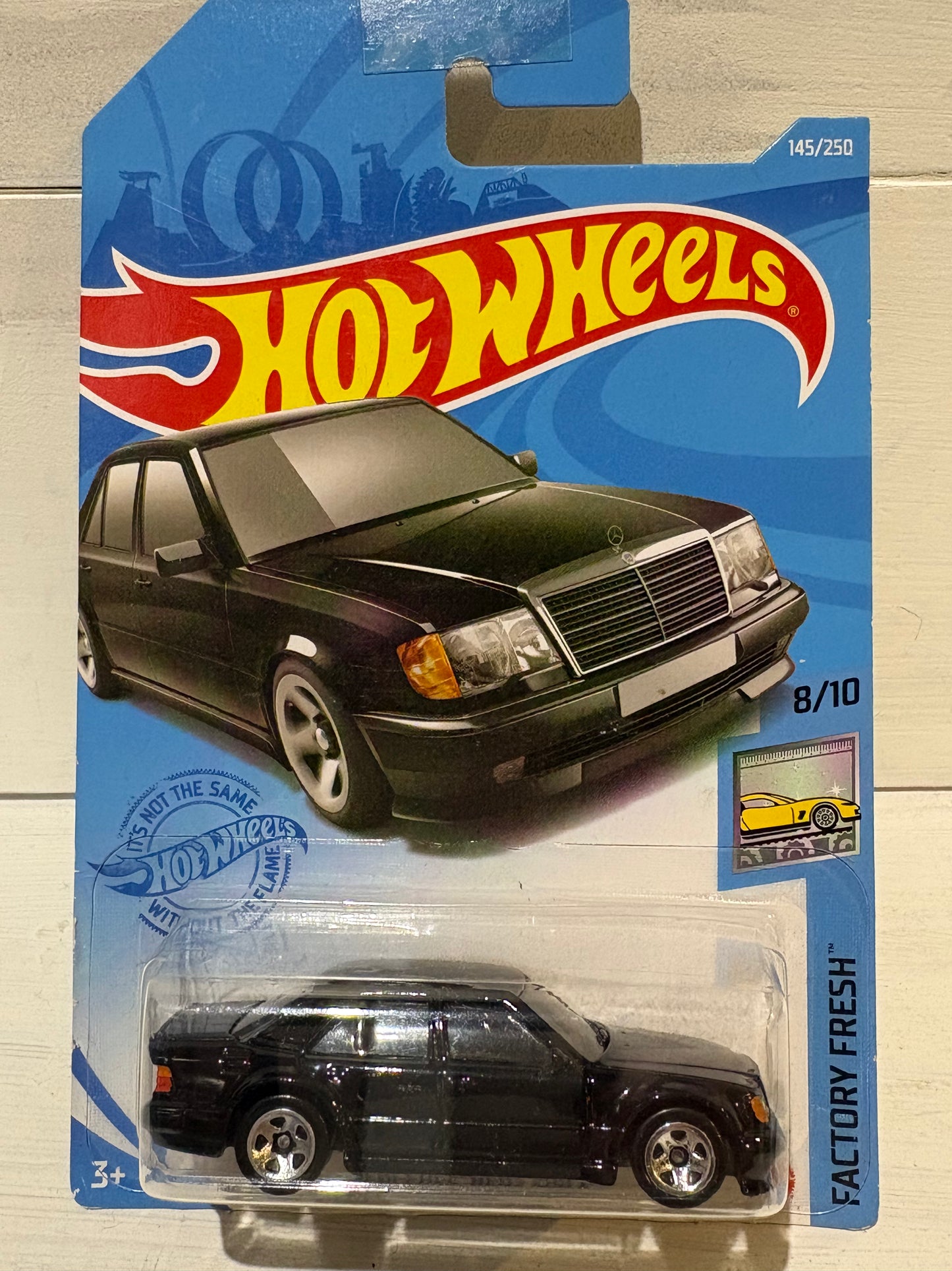 Hot Wheels - Mercedes Benz 500E - Factory Fresh - Black