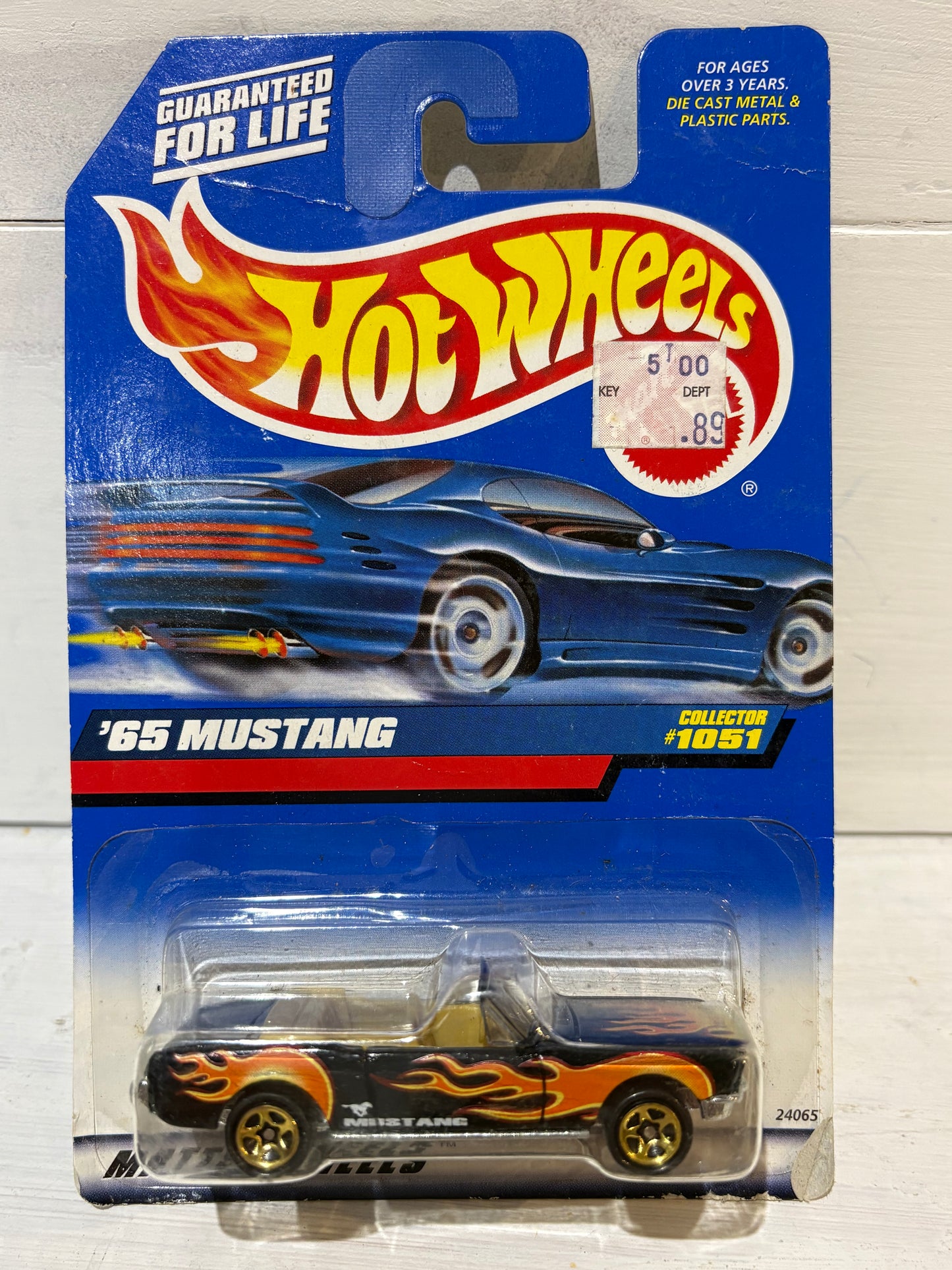 Hot Wheels - ‘65 Mustang Convertible - Collector # 1051 - Black with Flames