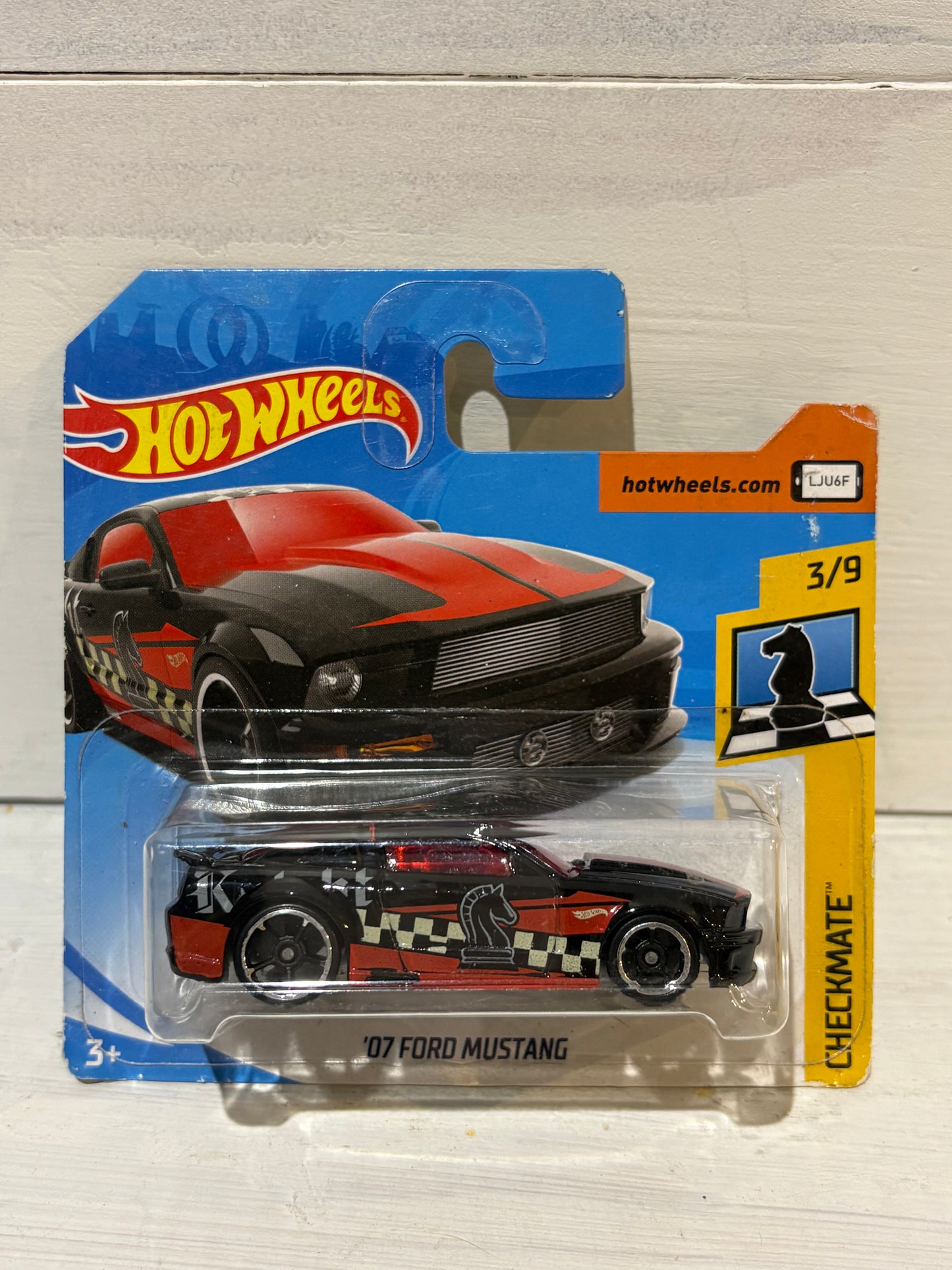 Hot Wheels - ‘07 Ford Mustang - Checkmate - Black Knight