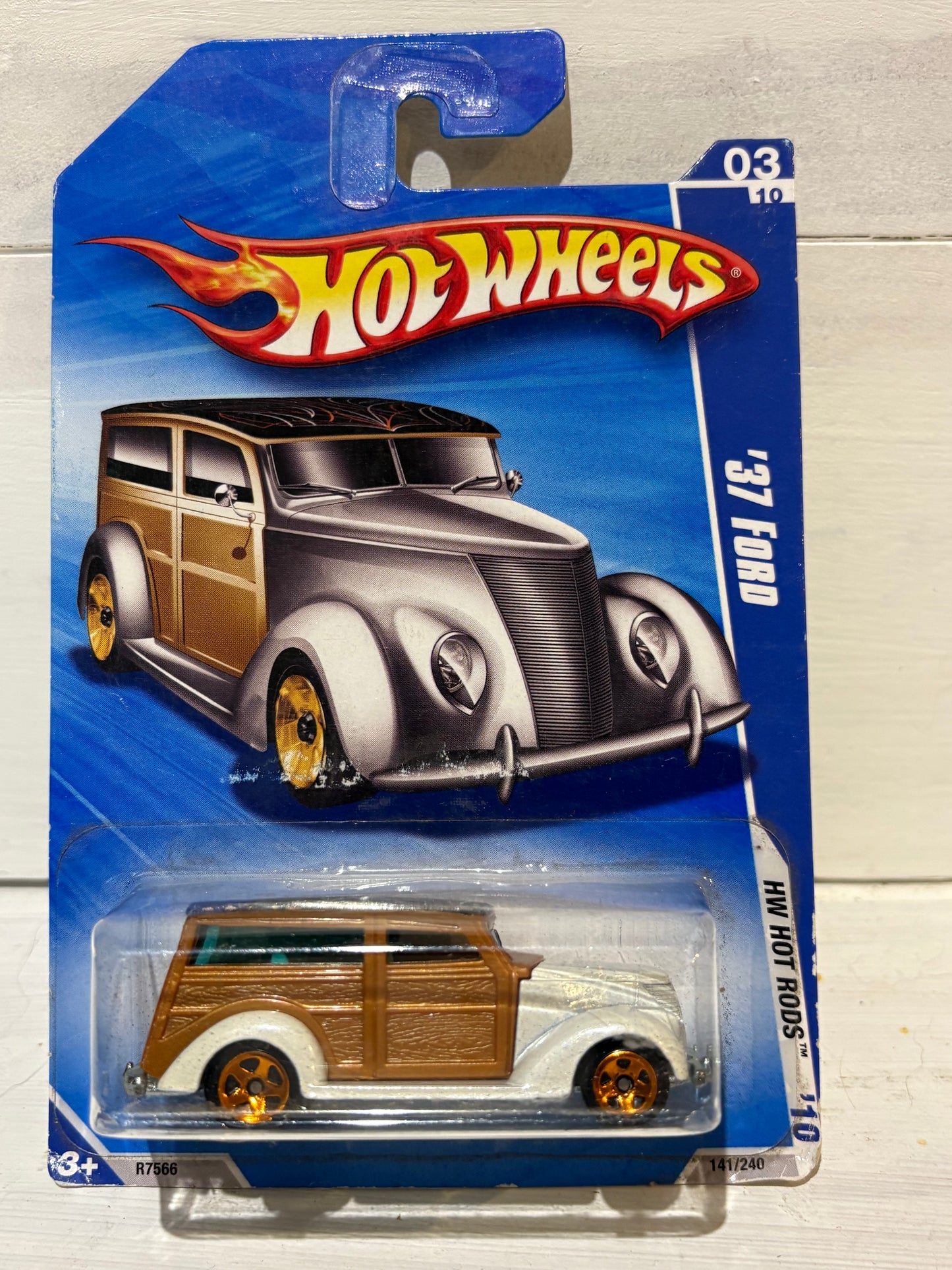 Hot Wheels - ‘37 Ford Woody - HW Hot Rods ‘10 - White