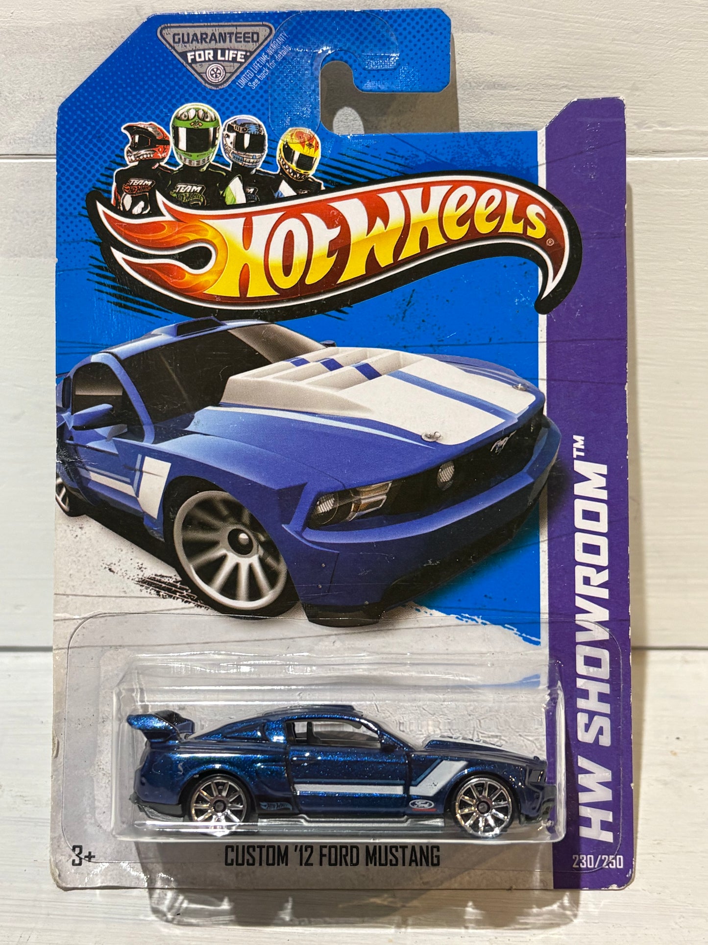 Hot Wheels - Custom ‘12 Ford Mustang - HW Showroom - Blue