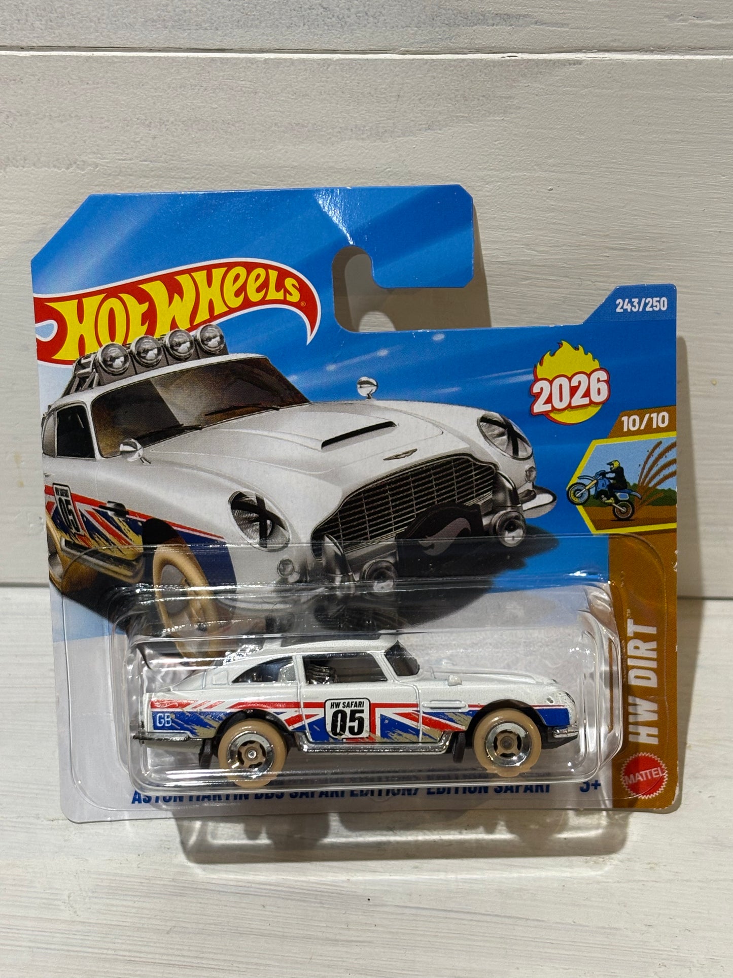 Hot Wheels - Aston Martin DB5 Safari Edition - HW Dirt - White